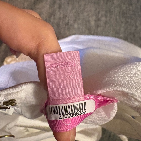 Lilly Pulitzer White Dress with Gold Accents - Picture 7 of 12